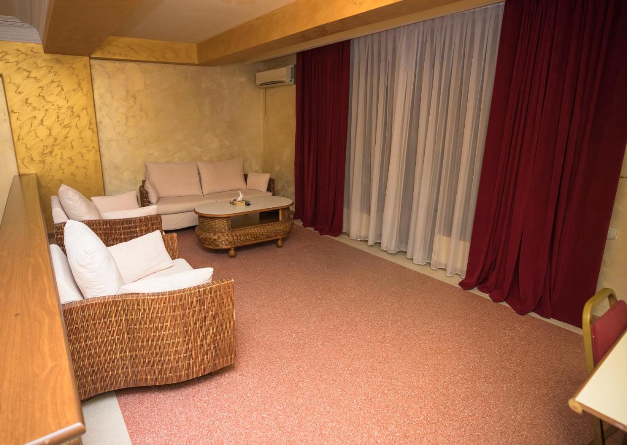 Nor Dzoraberd Hotel Complex Yerevan Bagian luar foto