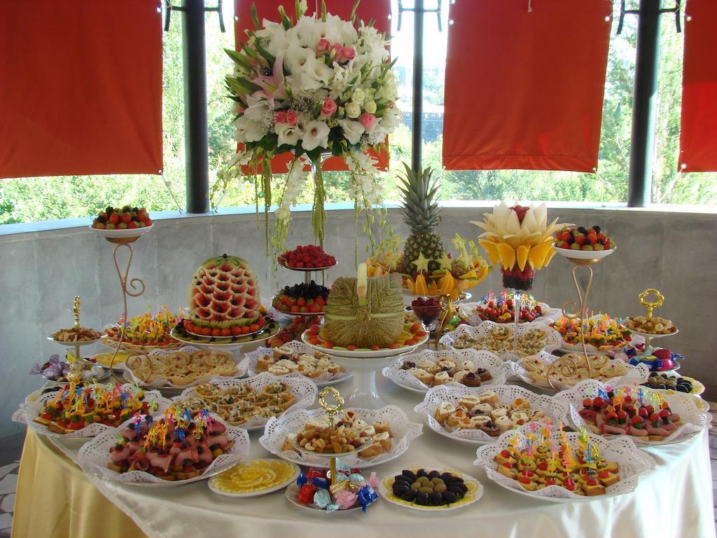 Nor Dzoraberd Hotel Complex Yerevan Bagian luar foto